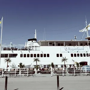 2* Úszó hotel Rygerfjord &